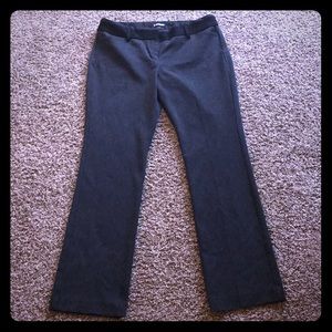 Nice slightly stretchy dress pant, worn once!